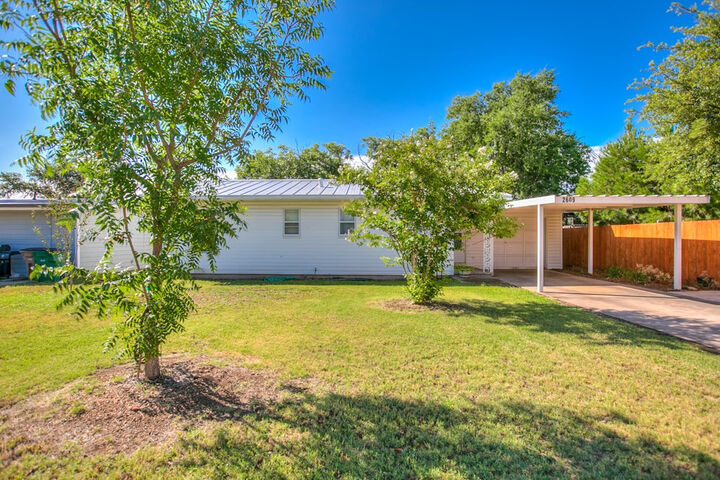 Property Photo:  2609 W Harris Avenue  TX 76901 