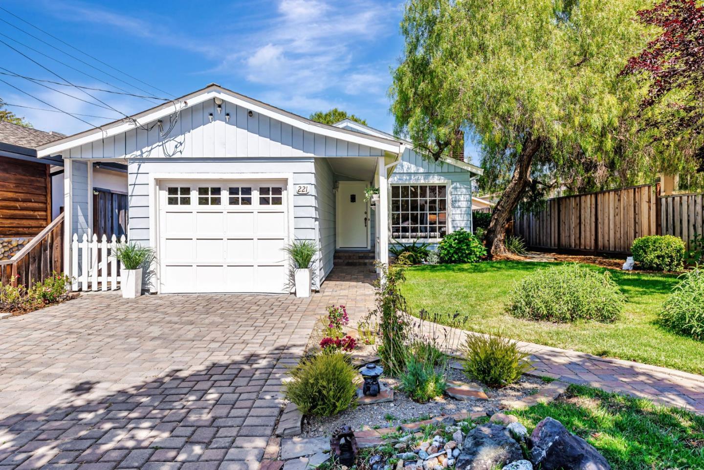 221 Hillview Avenue  Redwood City CA 94062 photo