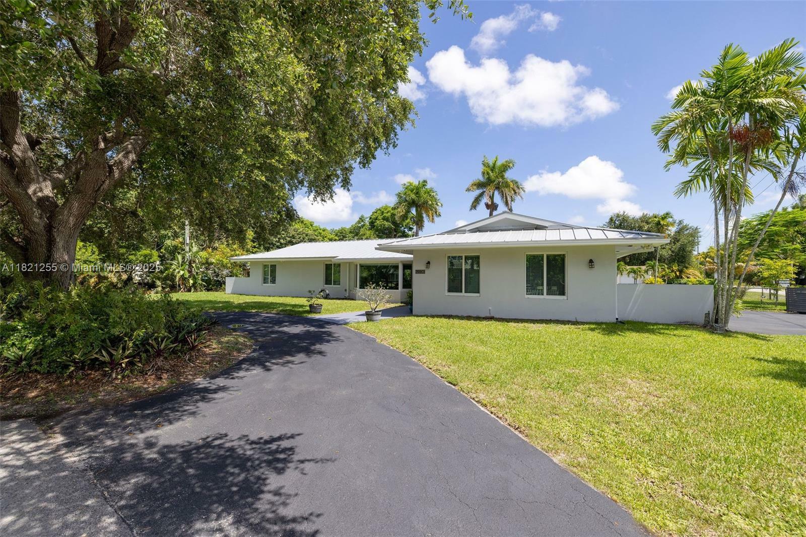 7980 SW 108th St  Miami FL 33156 photo