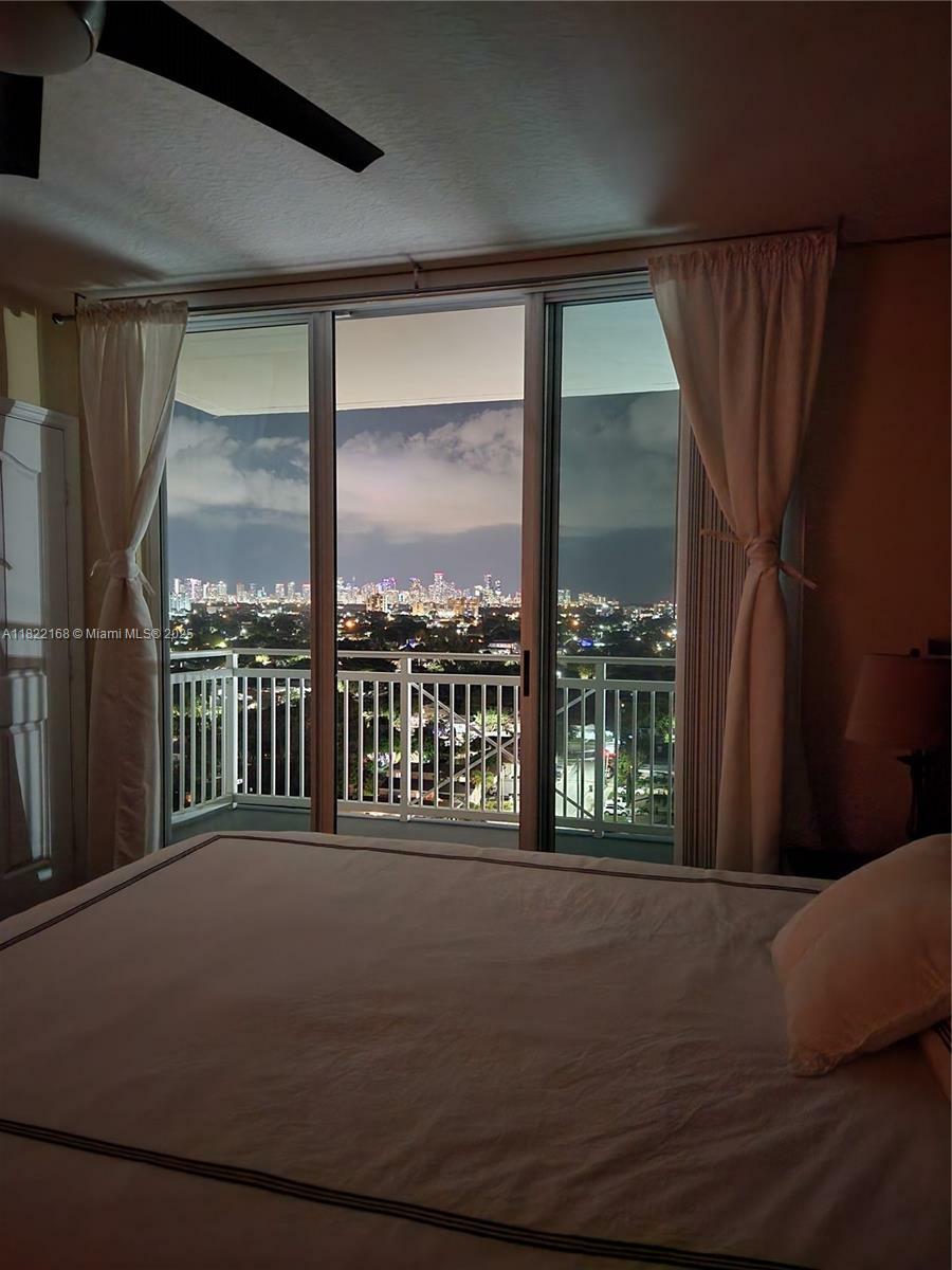 Property Photo: 2665 SW 37th Ave 1415 FL 33133