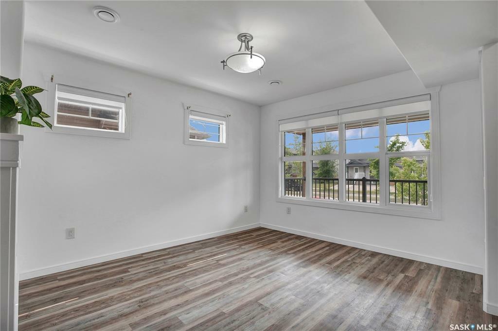 Property Photo: 4034 33rd Street W SK S7L 7N2