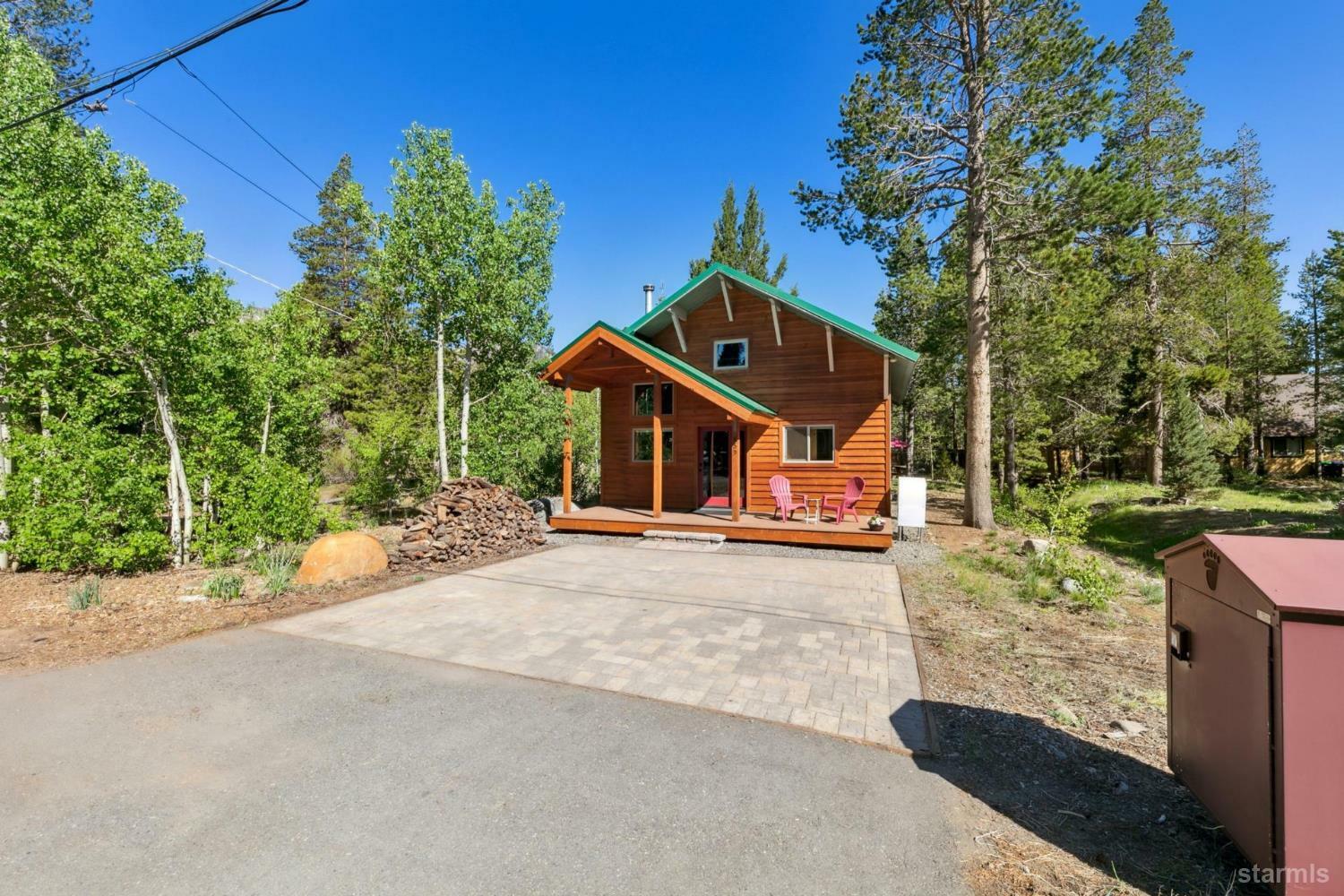 Property Photo: 859 Kekin Street CA 96150