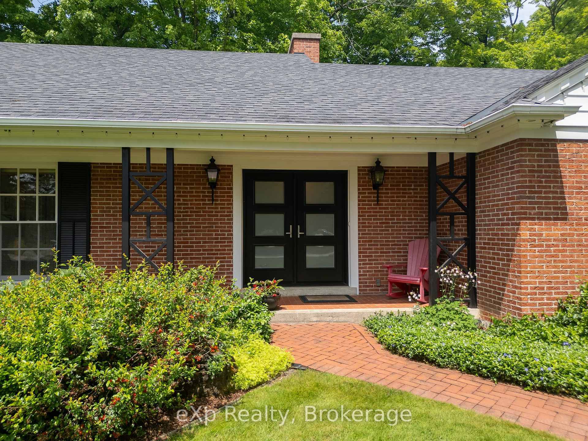 Property Photo: 440 5th 'A' Street W ON N4K 3K7
