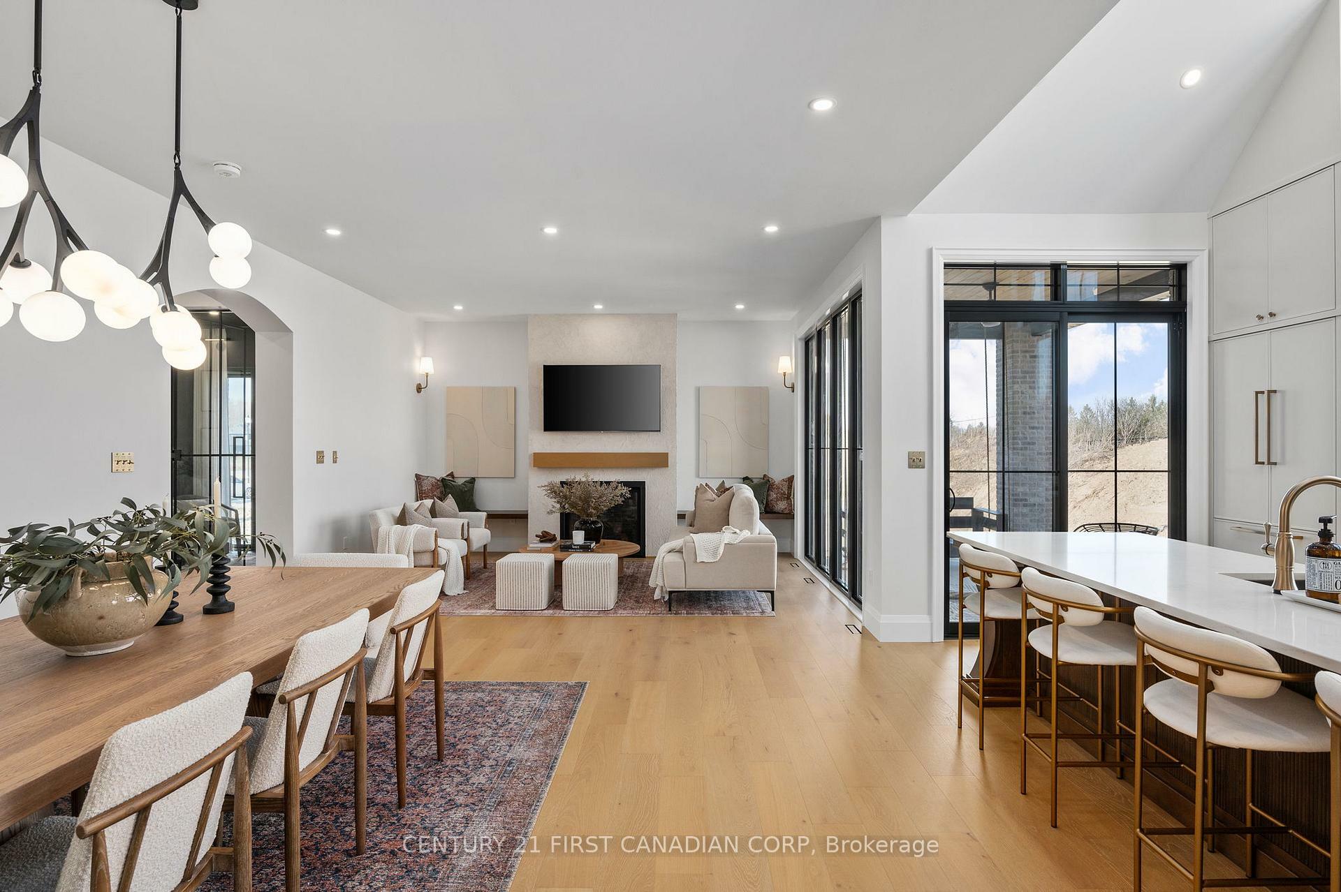 Photo de la propriété: 216 Foxborough Place ON N0M 2P0