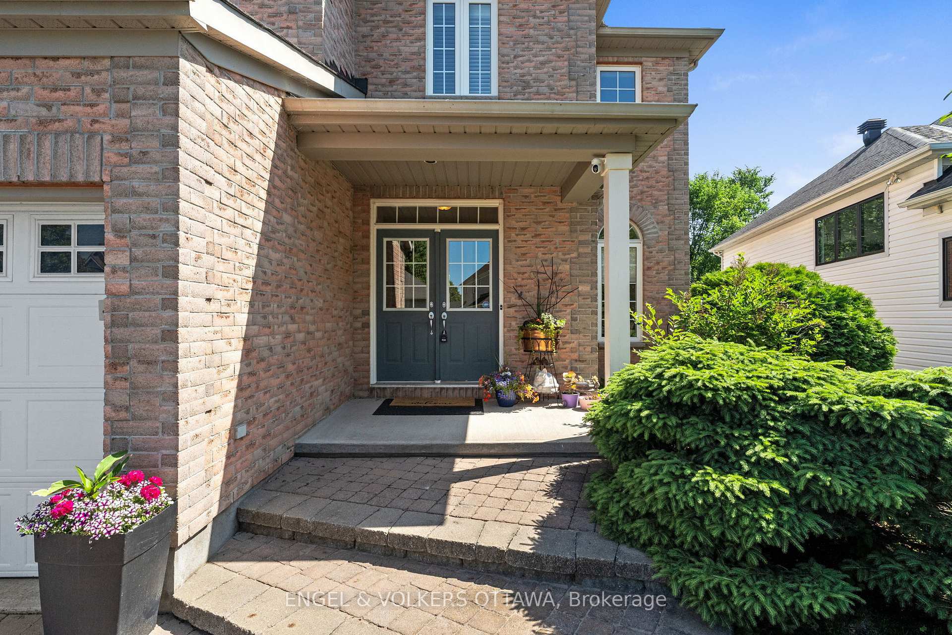 Photo de la propriété: 7 Knotwood Court ON K2J 5E5