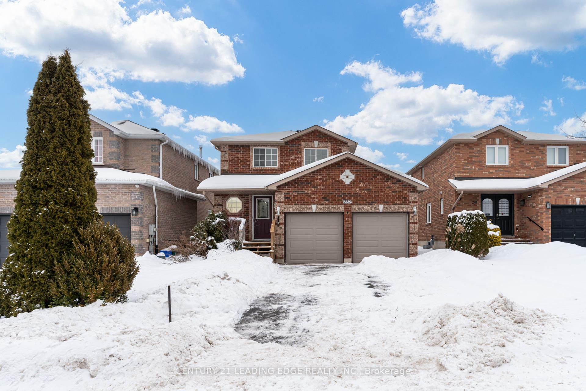 Property Photo:  232 Nathan Crescent  ON L4N 0N3 