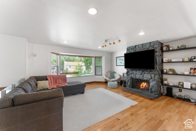 Property Photo: 567 W 2050 N UT 84087