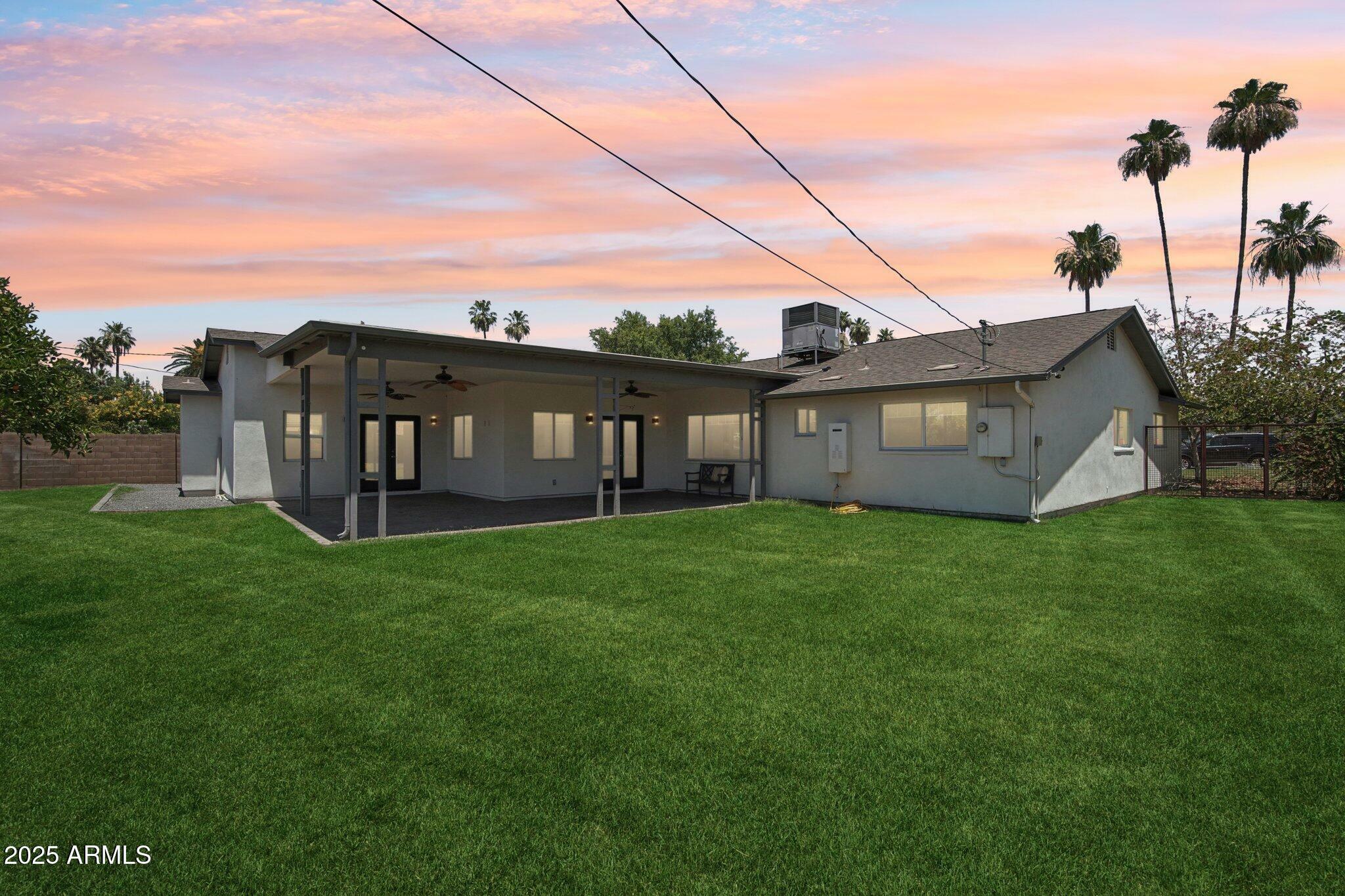 Property Photo: 615 E Winter Drive AZ 85020