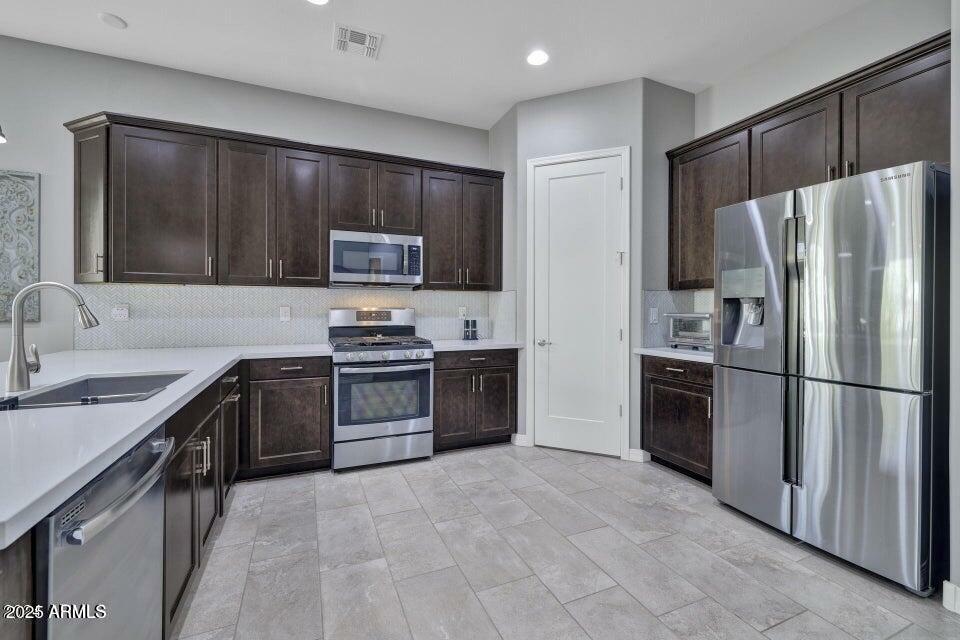 Property Photo: 4275 Ponderosa Trail AZ 85390