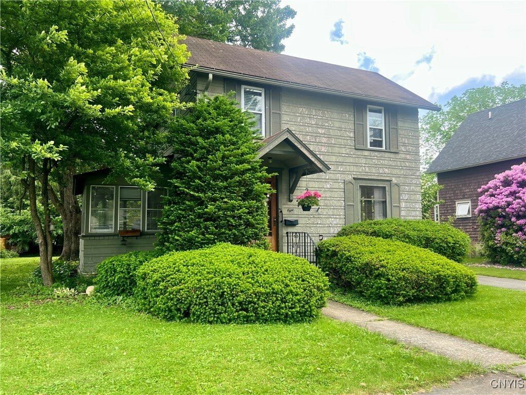 8 Fifth Avenue  Cortland NY 13045 photo