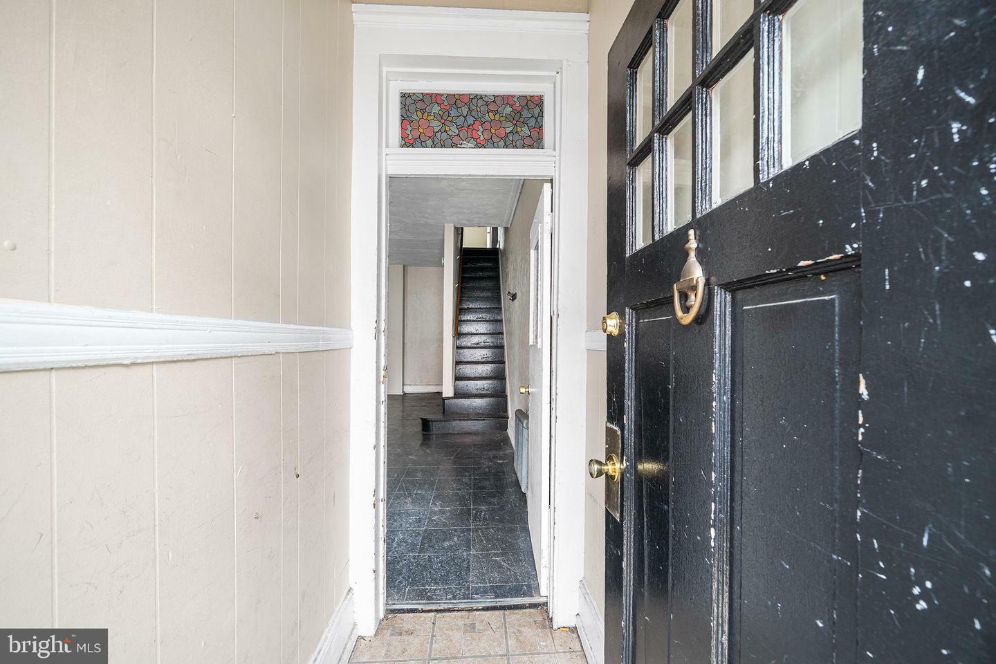 Property Photo: 1816 Catharine Street PA 19146