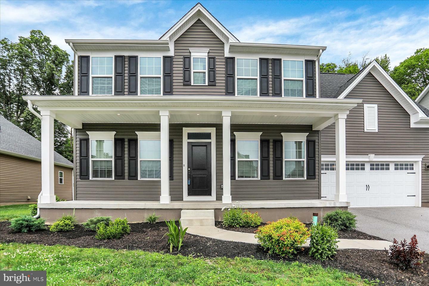 Property Photo: 2005 Benjamin Court PA 17110