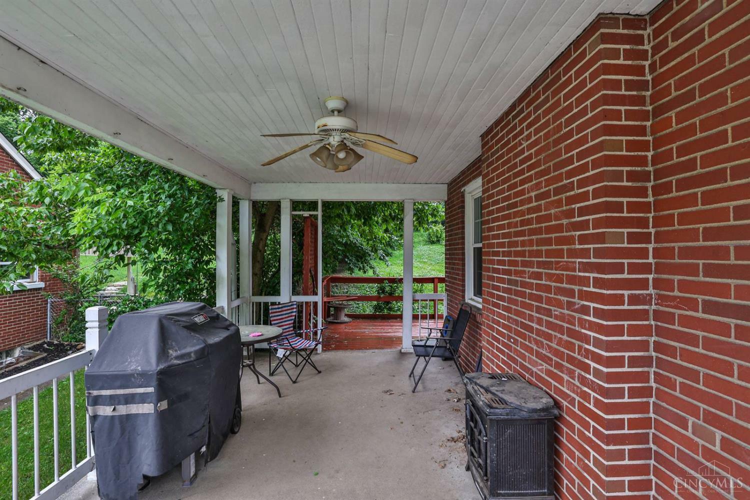 Property Photo: 5276 Ponce Lane OH 45238