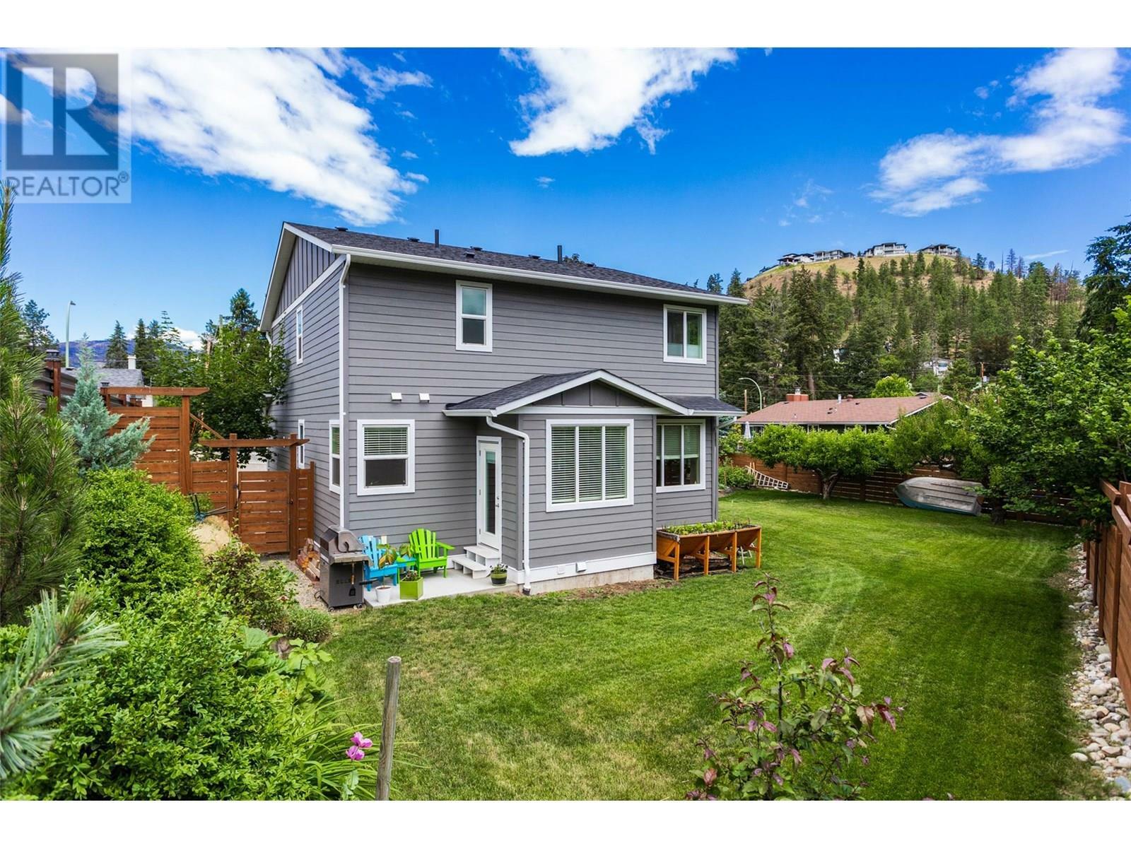 Property Photo: 1259 Rio Drive BC V1V 1E2