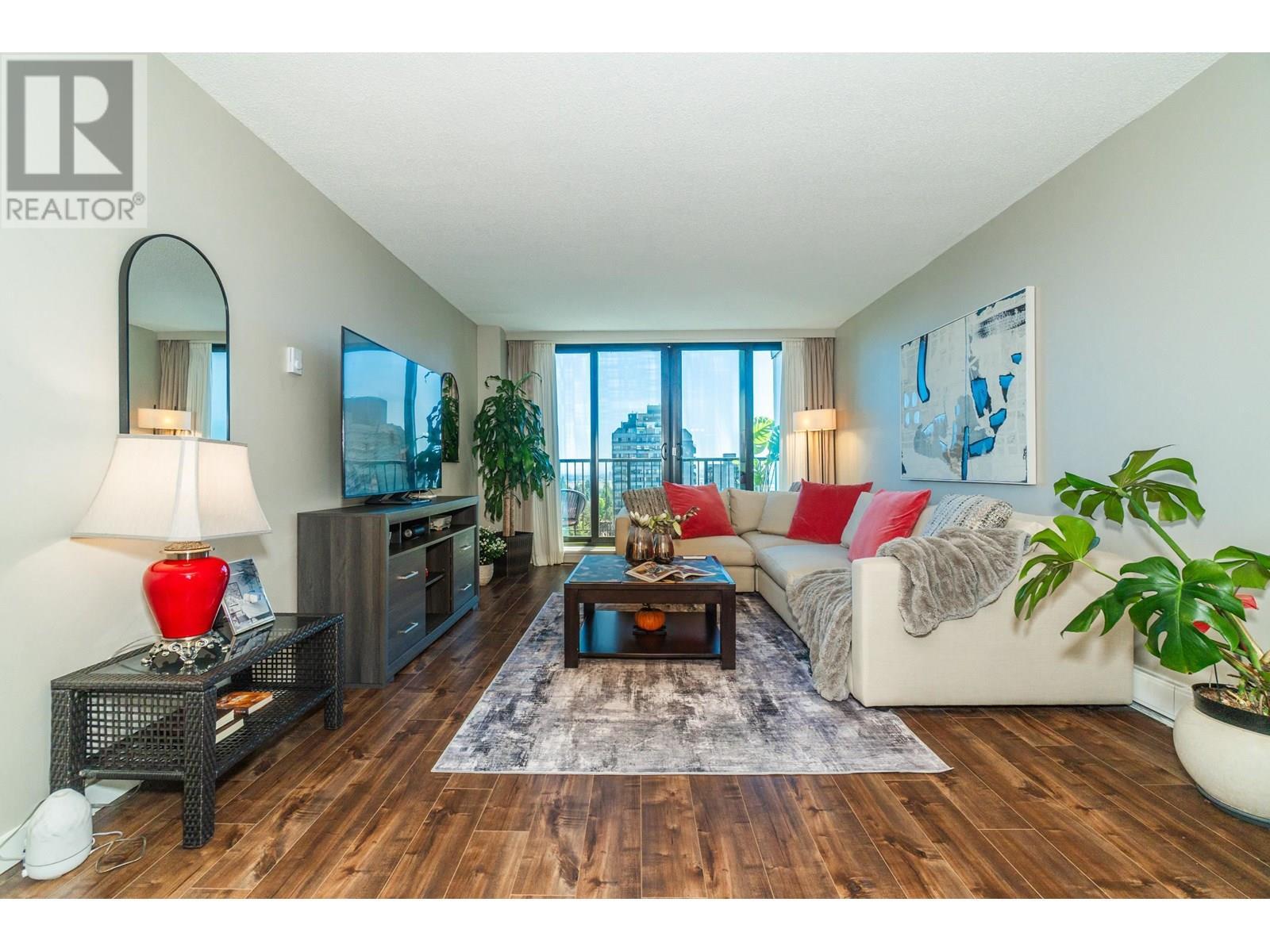 Property Photo: 4165 Maywood Street 1405 BC V5H 4E3