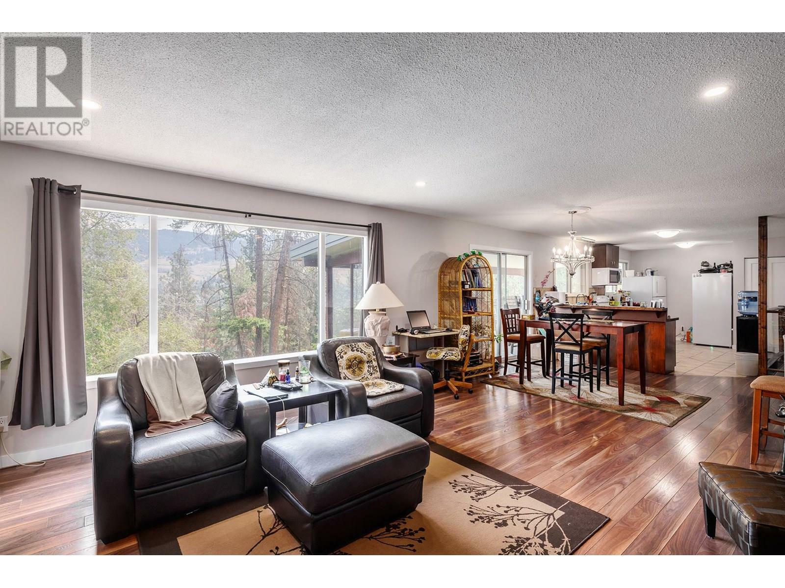 Property Photo: 11175 Pretty Road BC V4V 1H6