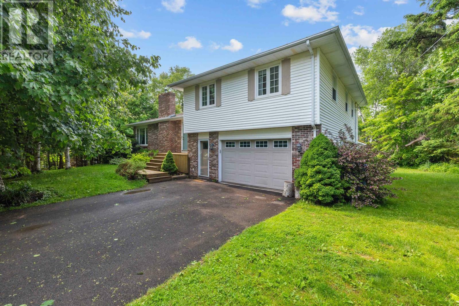 Property Photo: 21 Duncan Avenue PE C1B 1L4