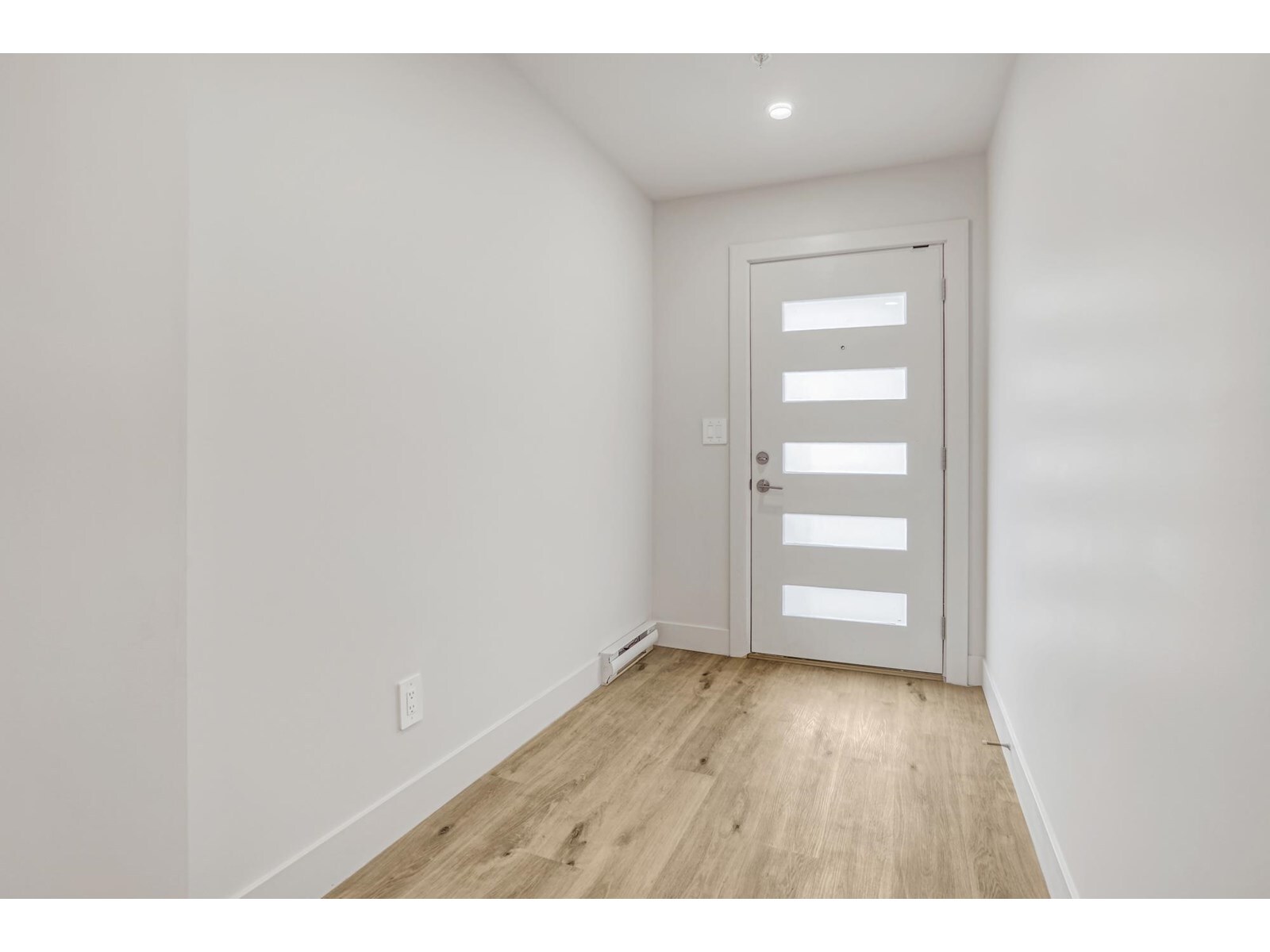 Property Photo: 1928 Woodside Boulevard 36 BC V0M 1A1