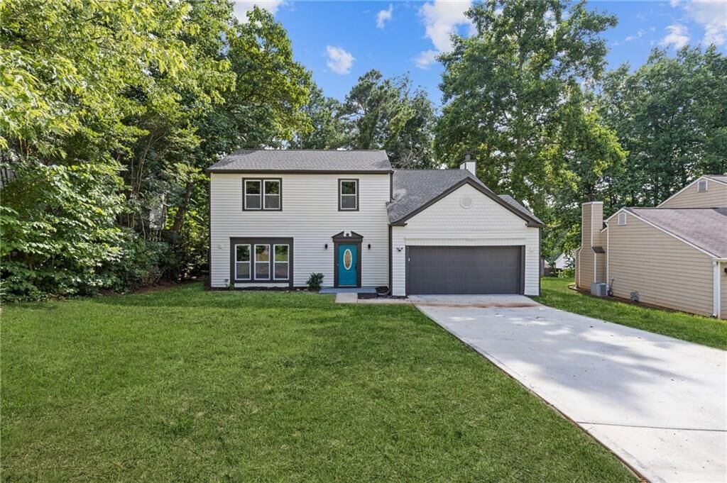 Property Photo: 1841 Surrey Hill Circle GA 30044