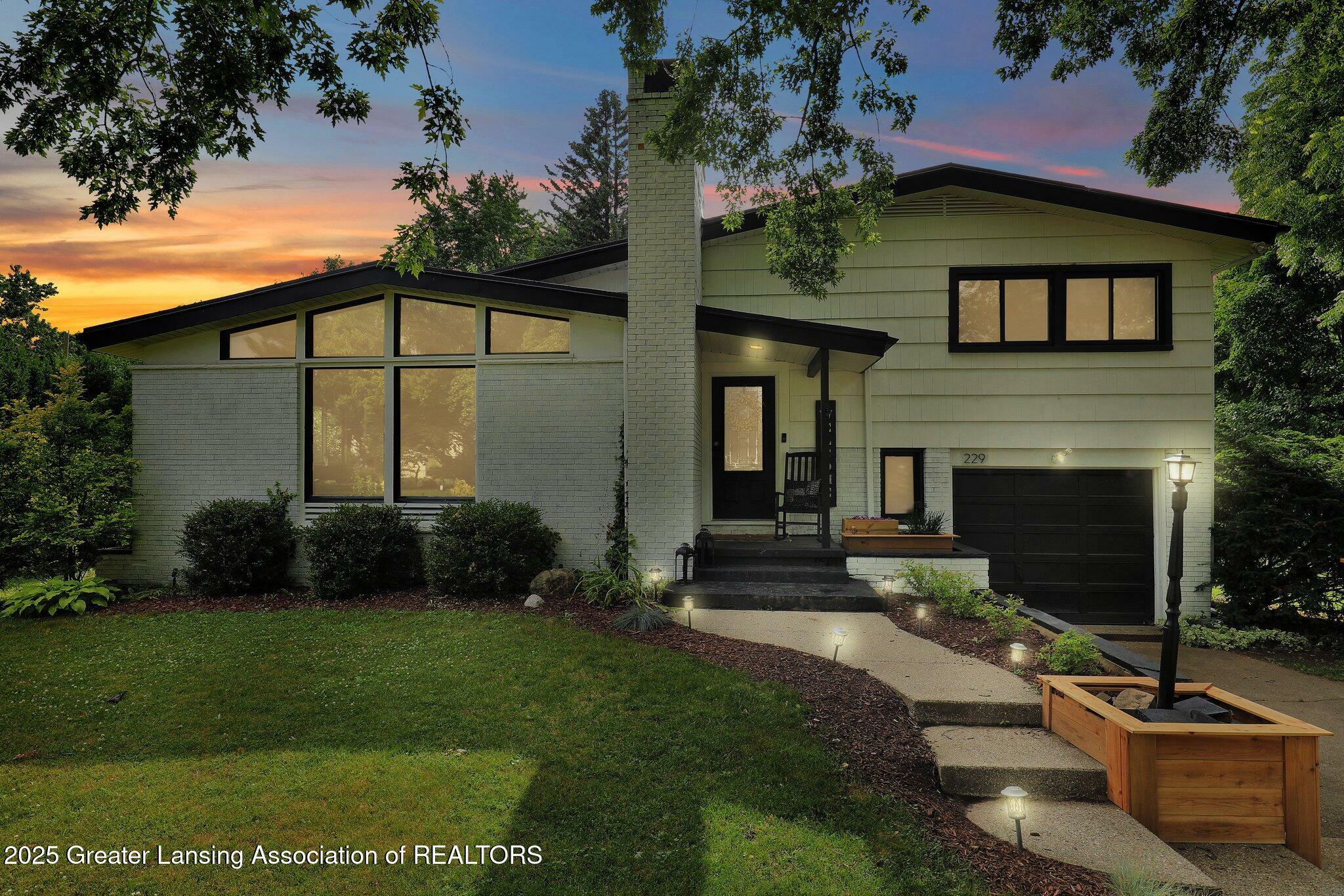229 Julian Avenue  Lansing MI 48917 photo