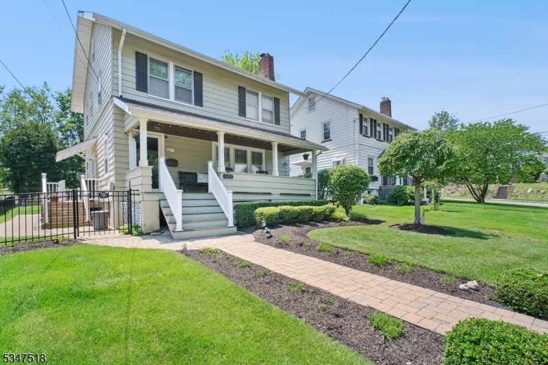 122 Westover Ave  West Caldwell Twp. NJ 07006 photo