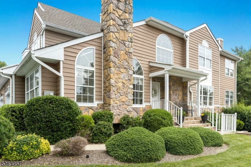Property Photo: 56 Knoll Court NJ 07946