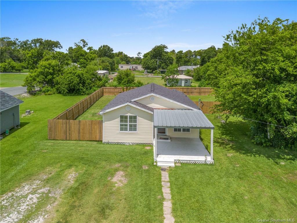 Property Photo: 1515 Picard Road LA 70663