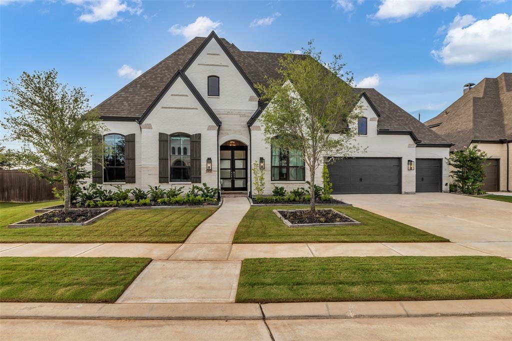 Property Photo: 6826 Mirabeau Lane TX 77493