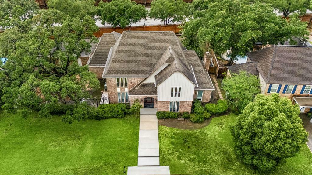 Property Photo: 15726 Walkwood Drive TX 77079