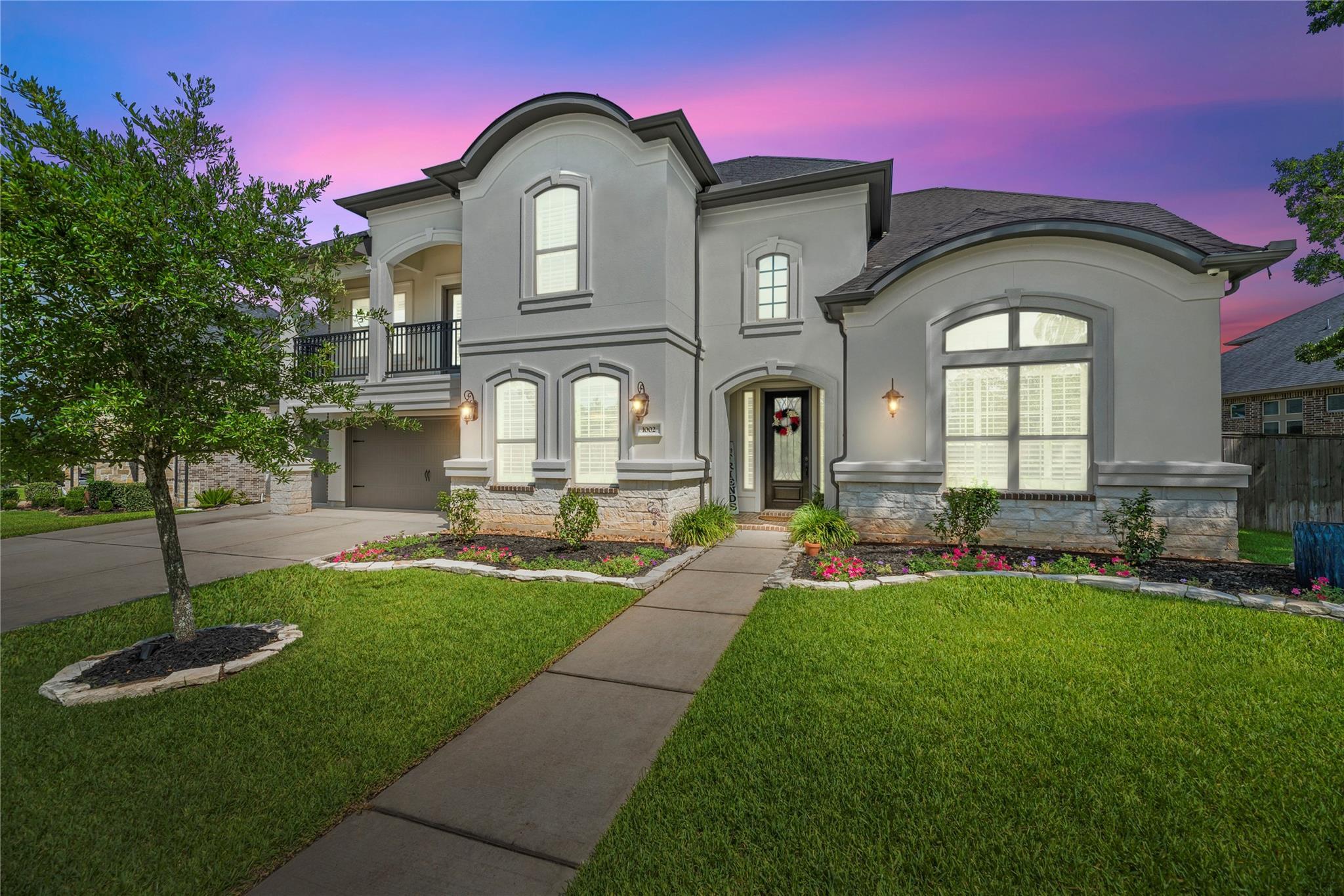Property Photo: 1002 Pleasant Pines Lane TX 77362
