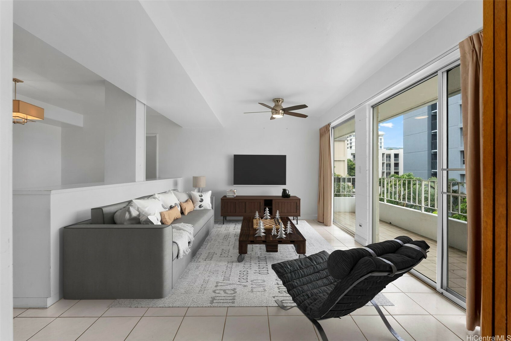 Property Photo:  1425 Punahou Street 404  HI 96822 