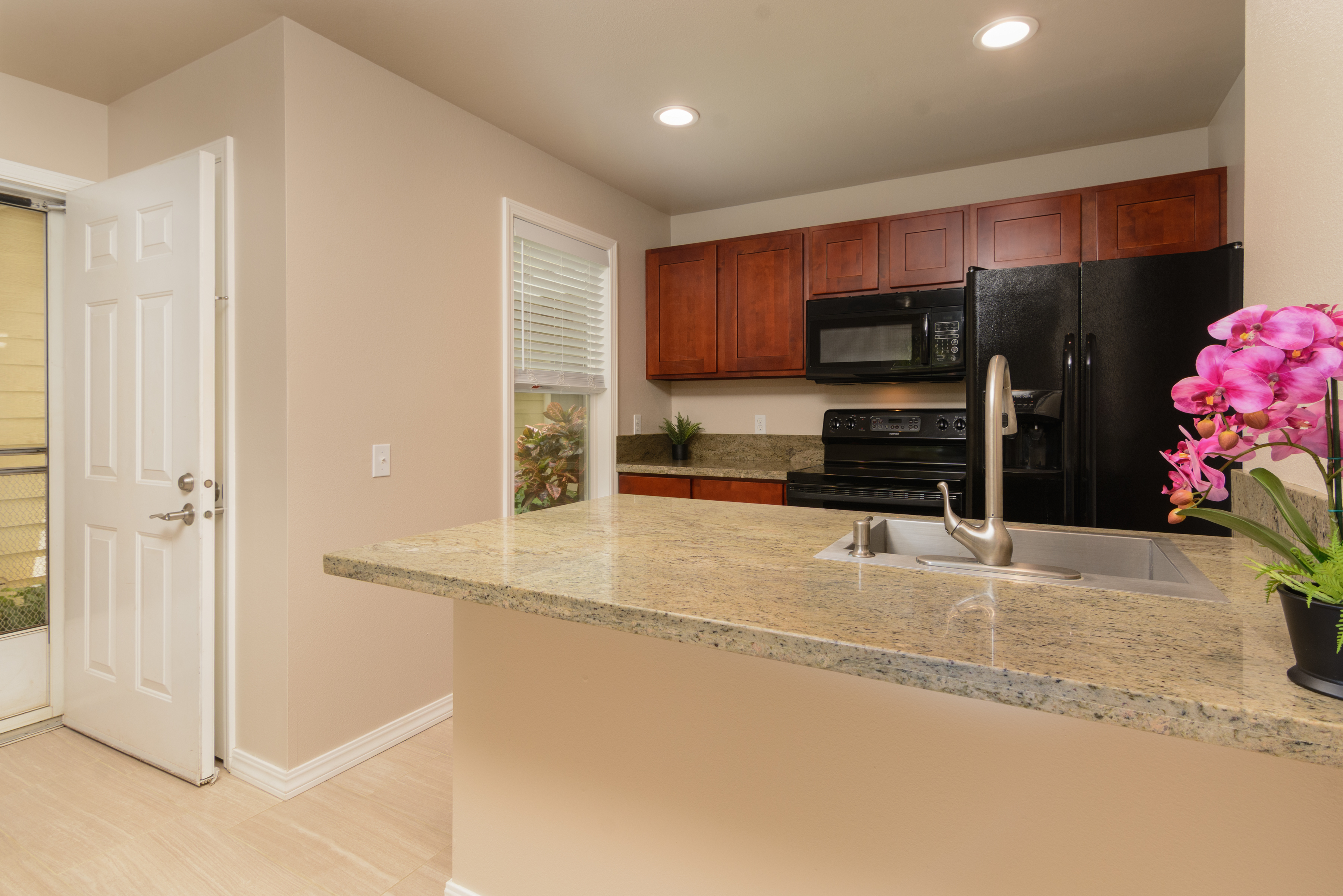 Property Photo:  68-3831 Lua Kula St I106  HI 96738 