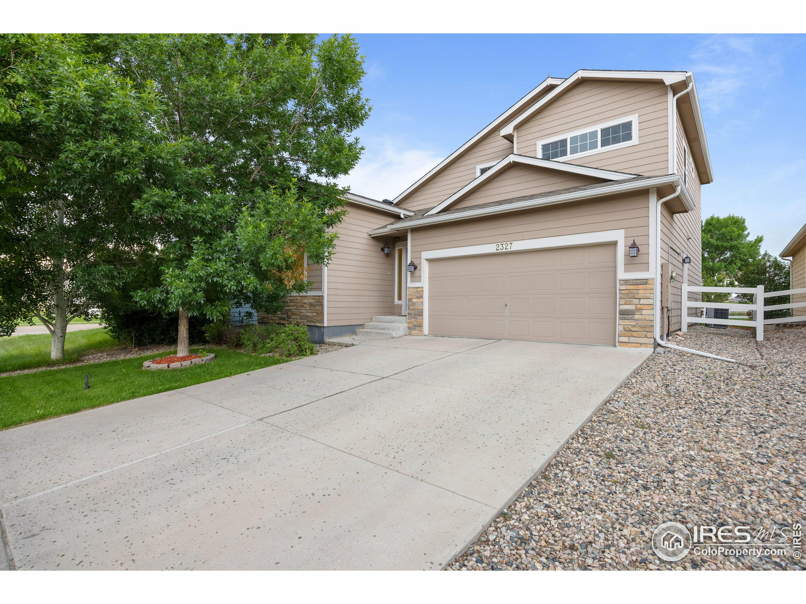 Property Photo: 2327 Sunbury Ln CO 80524