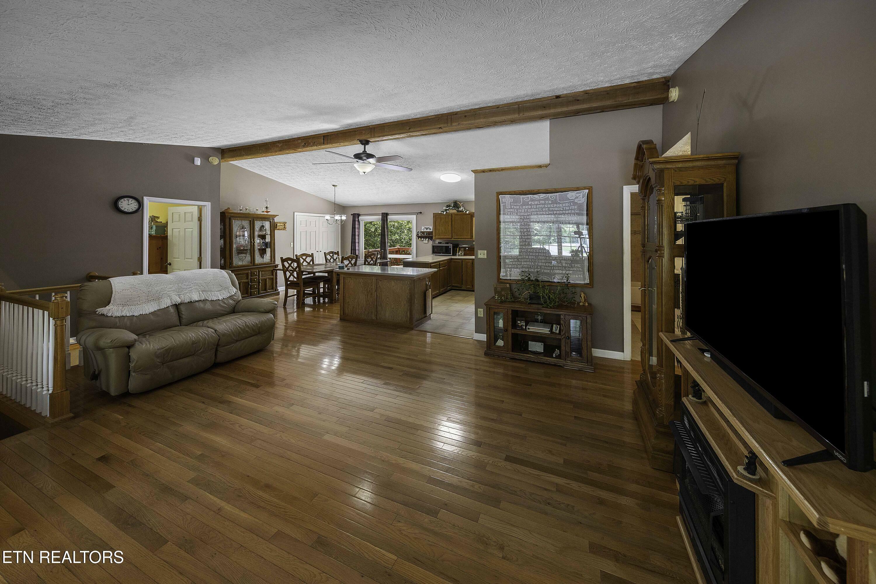 Property Photo: 113 Skyland Lane TN 37849