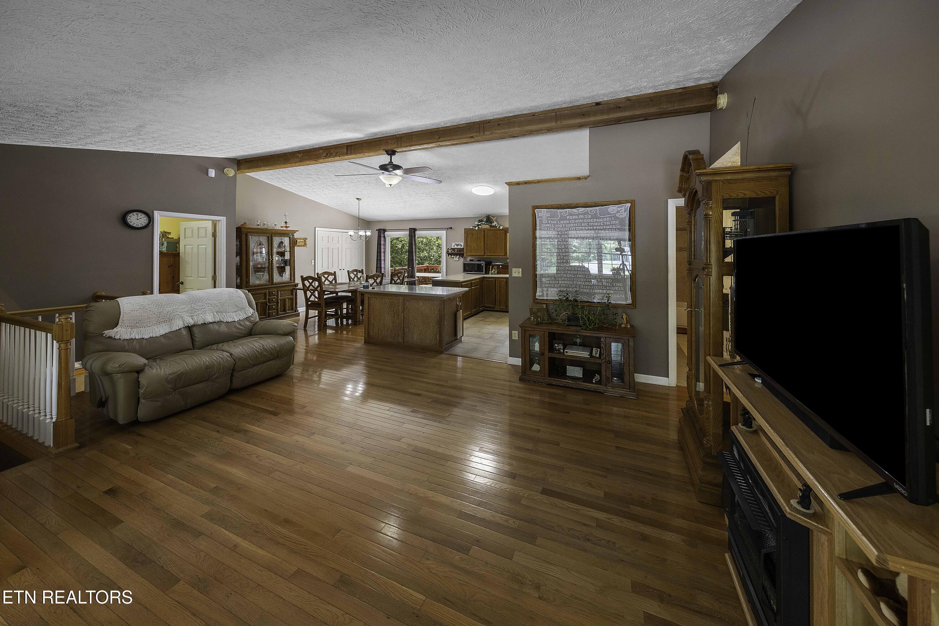 Property Photo: 113 Skyland Lane TN 37849