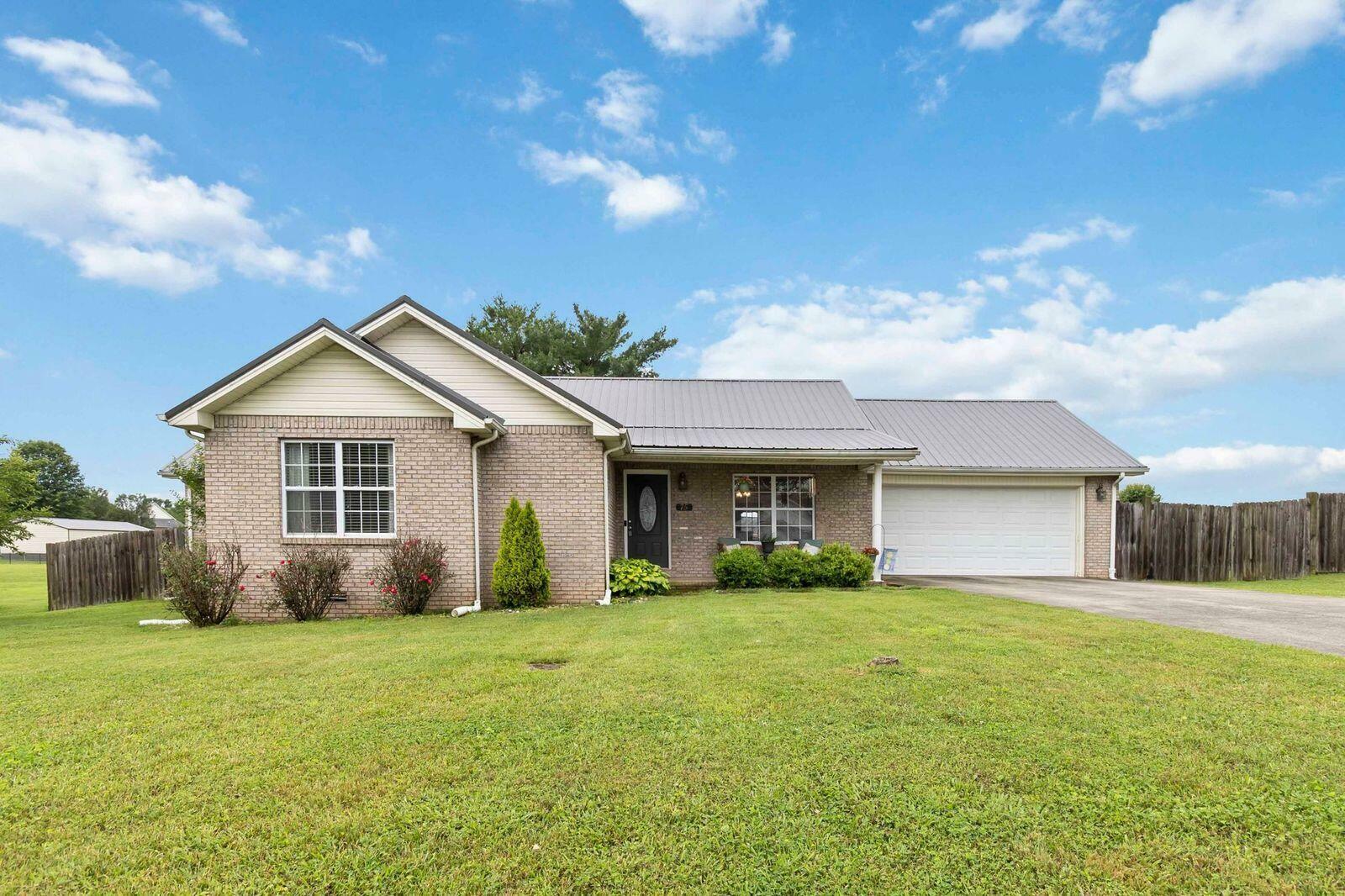 Property Photo: 75 Waterford Way KY 42501