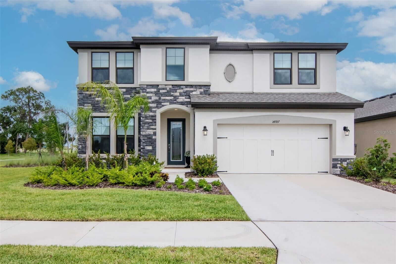 Property Photo:  14787 Gallop Run Drive  FL 33547 