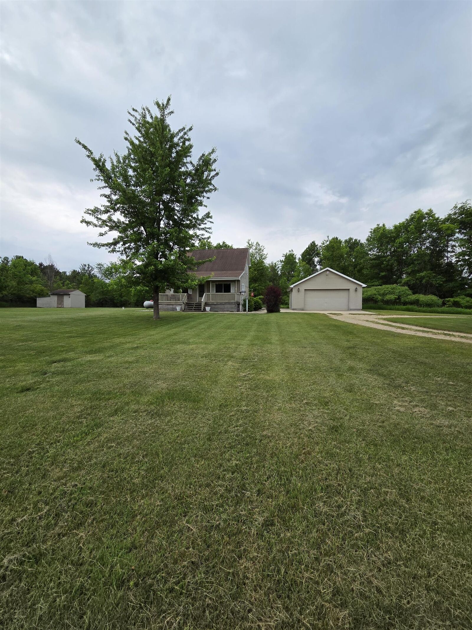 Property Photo:  2835 Grass Lake Road  MI 48624 