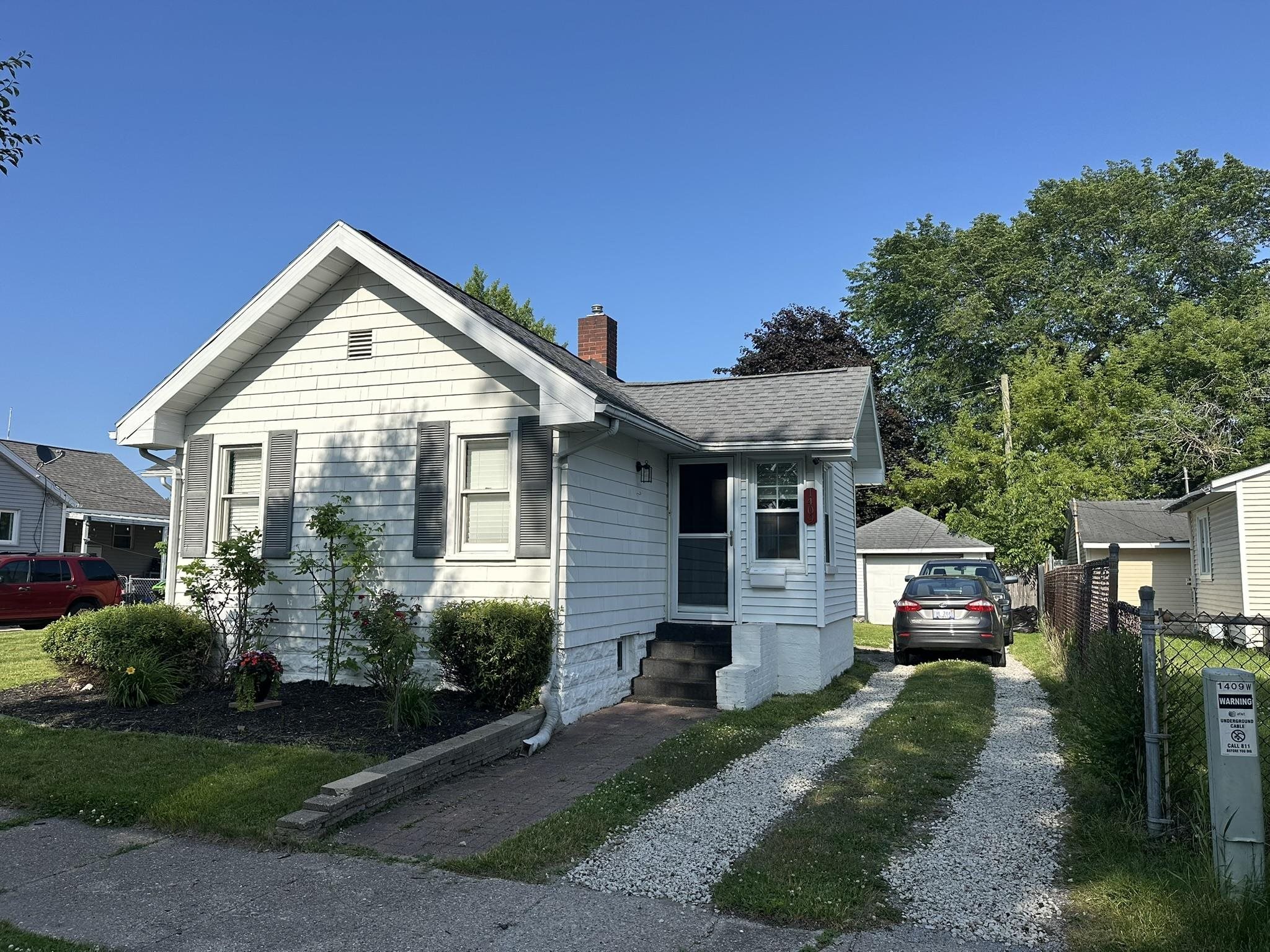 Property Photo: 1409 S Warner Street MI 48706