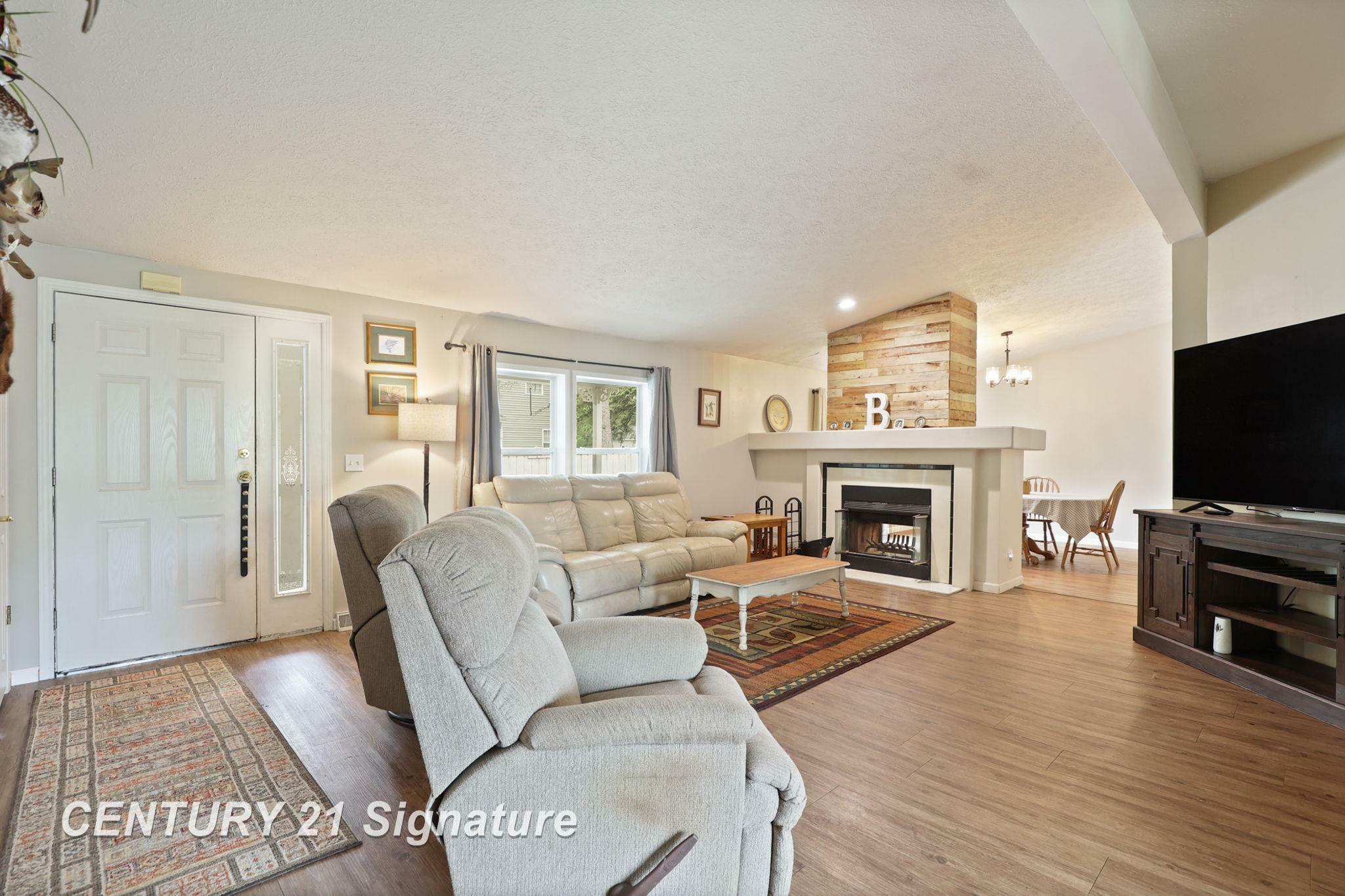 Property Photo: 319 S Madison Street MI 48872