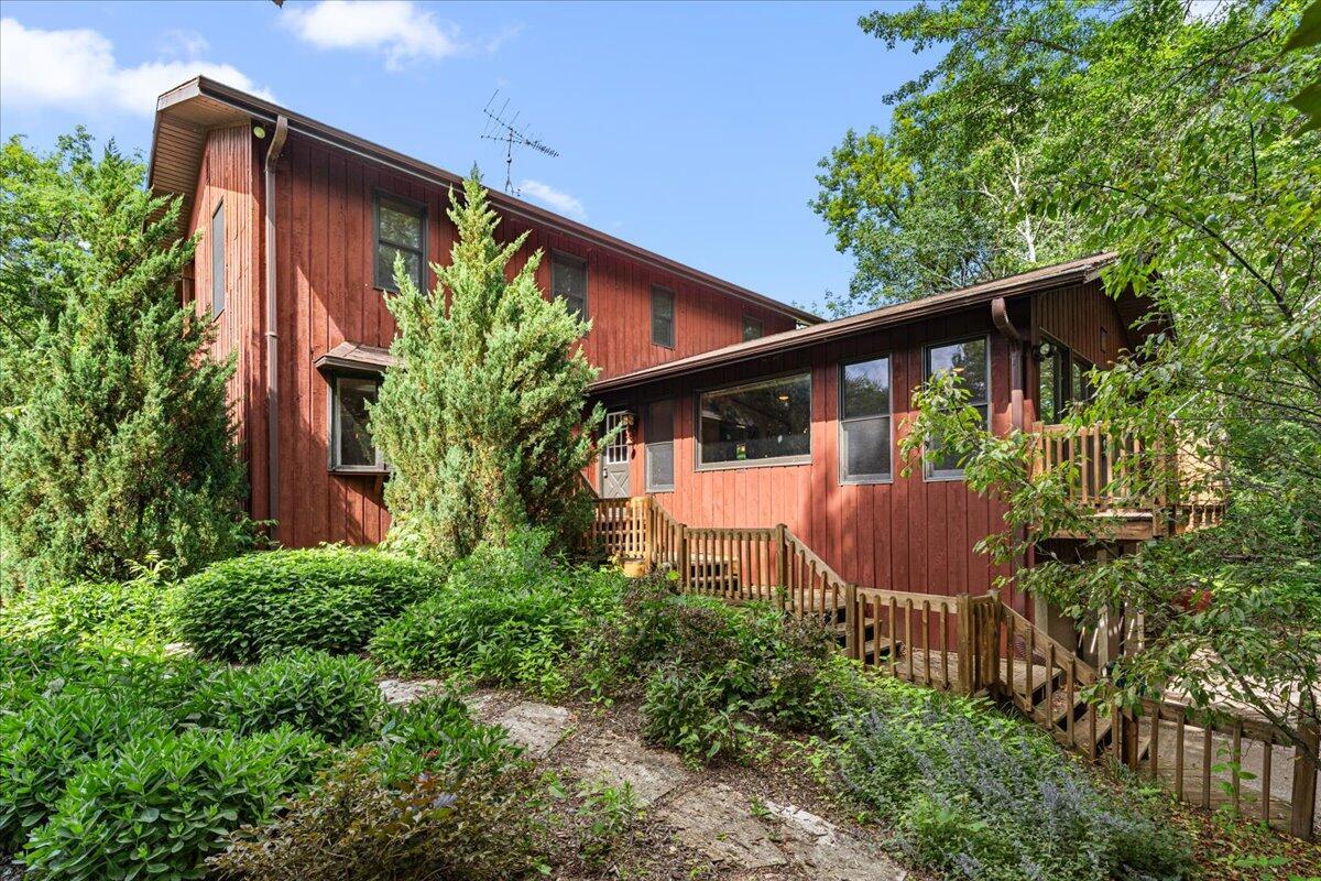 Property Photo: N8060 Whitetail Rd WI 53922