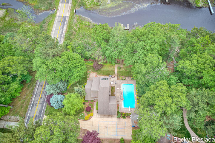 Property Photo:  4731 Rood Road  MI 49441 