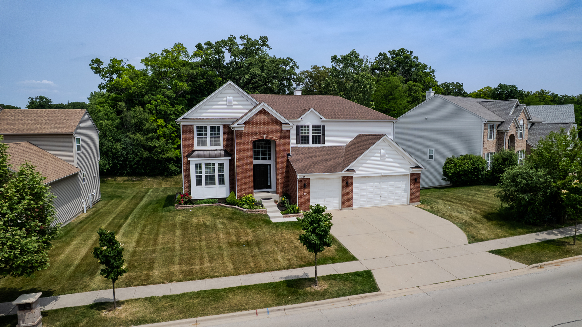 Property Photo: 105 Black Hill Drive IL 60107