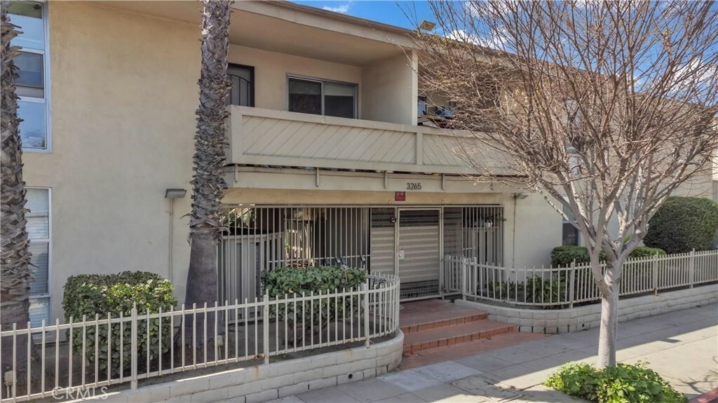 Property Photo:  3265 Santa Fe Avenue 145  CA 90810 