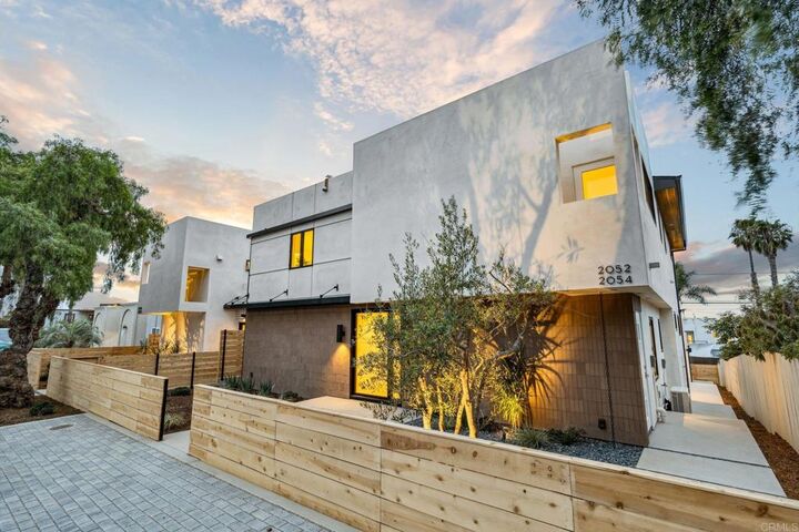 2052 Montgomery Avenue  Cardiff by the Sea CA 92007 photo