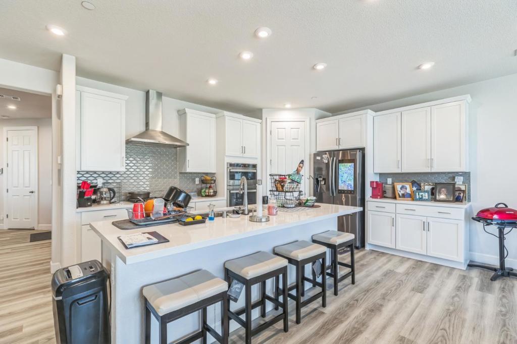 Property Photo: 1535 Eisenhower Court CA 95620