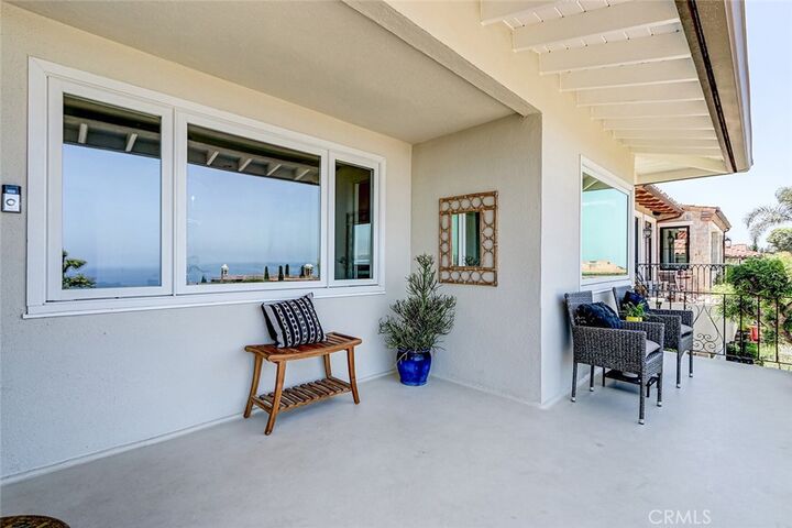 Property Photo: 556 Via Media CA 90274