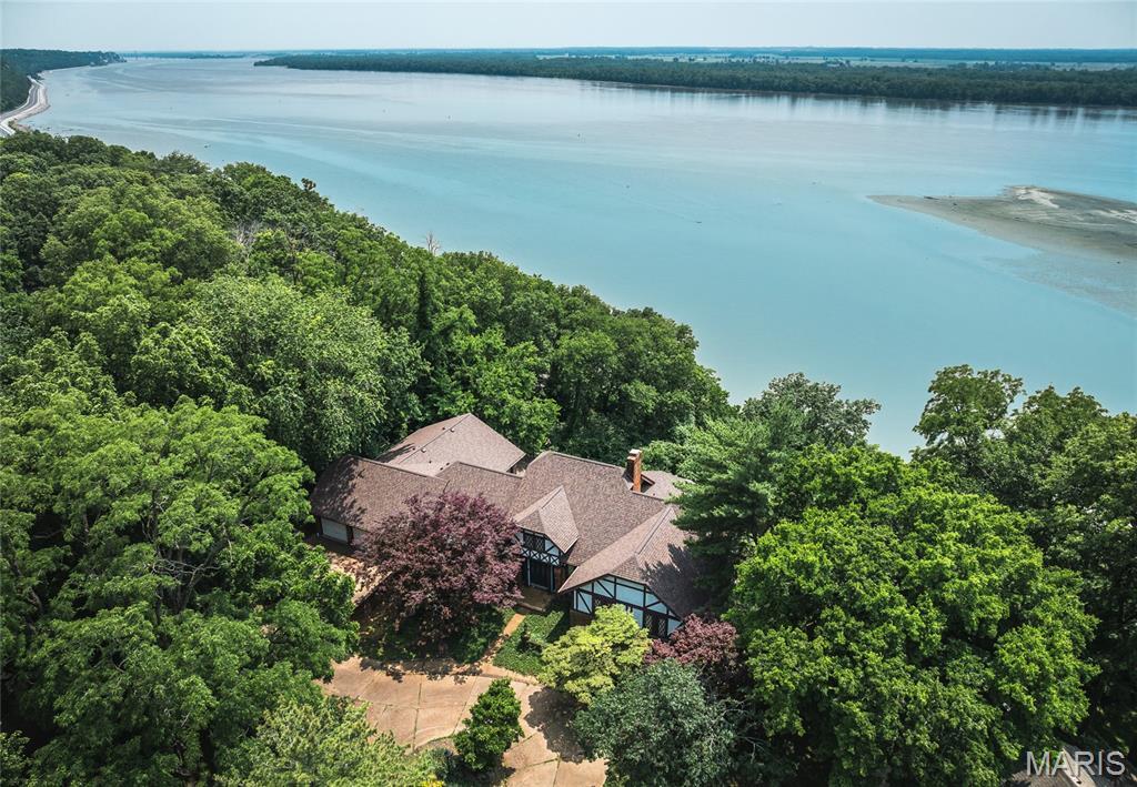 Property Photo: 3401 Riverview Court IL 62035