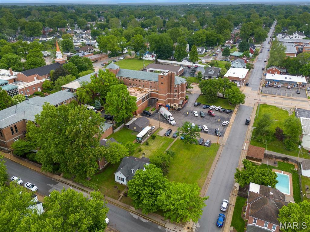 Property Photo: 702 Jackson Street MO 63301