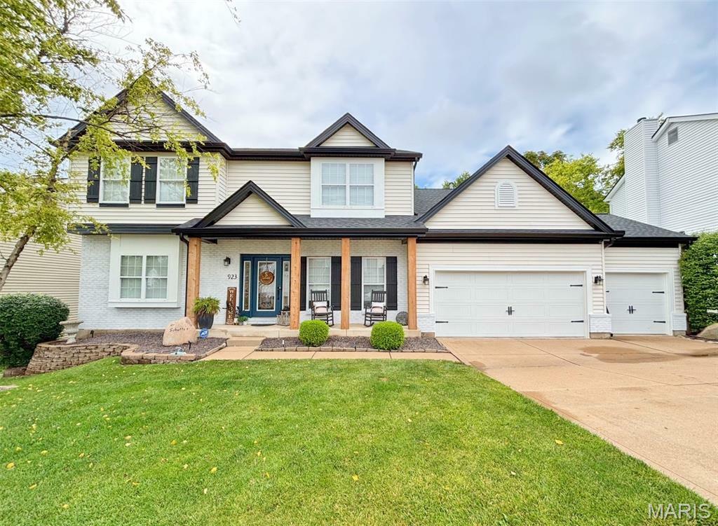 Property Photo: 923 Legends View Drive MO 63025